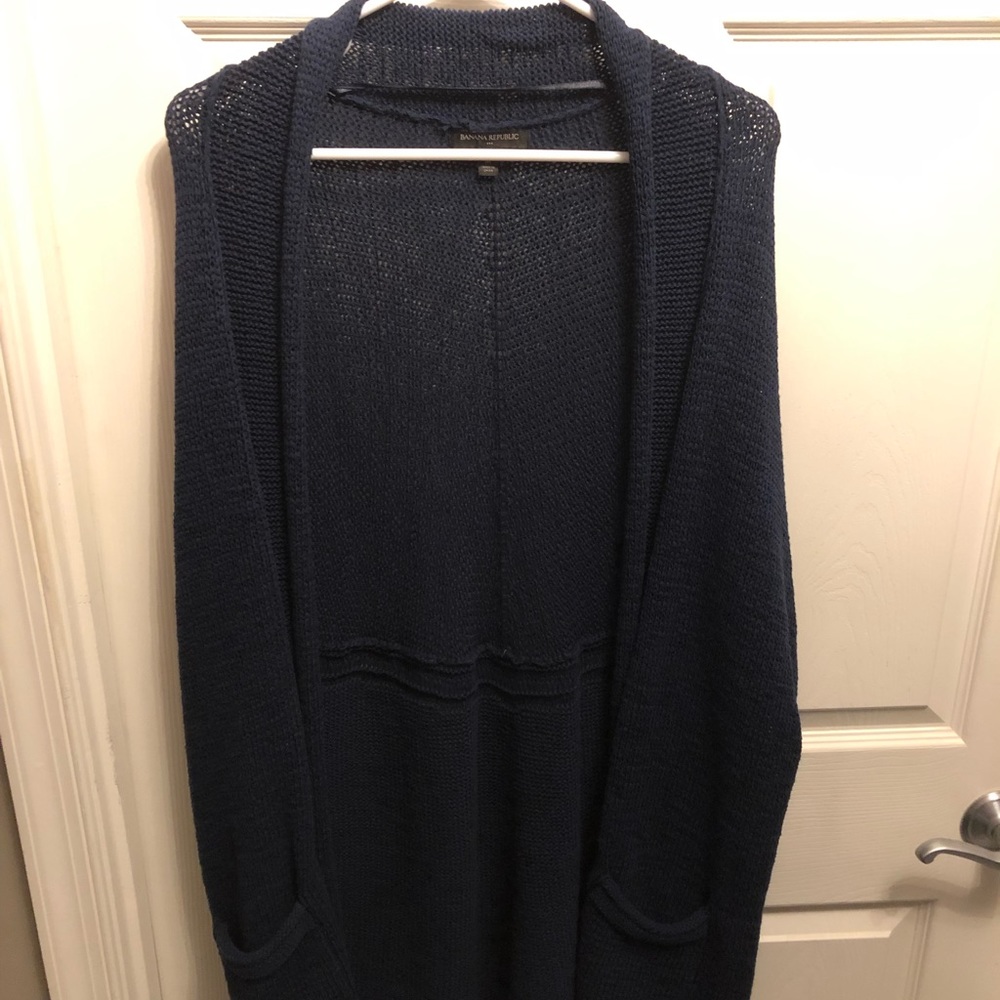 Banana Republic sleeveless cardigan